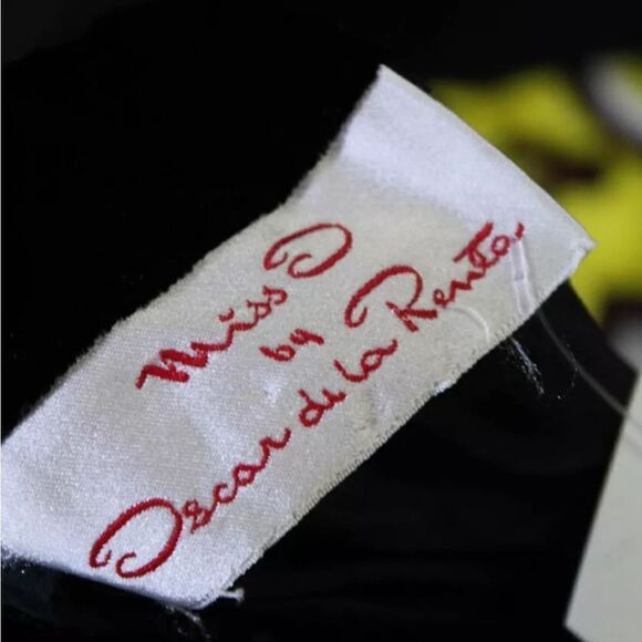 Oscar de la Renta - Picture 17 of 17